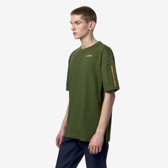 FANTOME SLEEVE POCKET - T-SHIRTS & TOP - MAN - GREEN CYPRESS-ORANGE MD